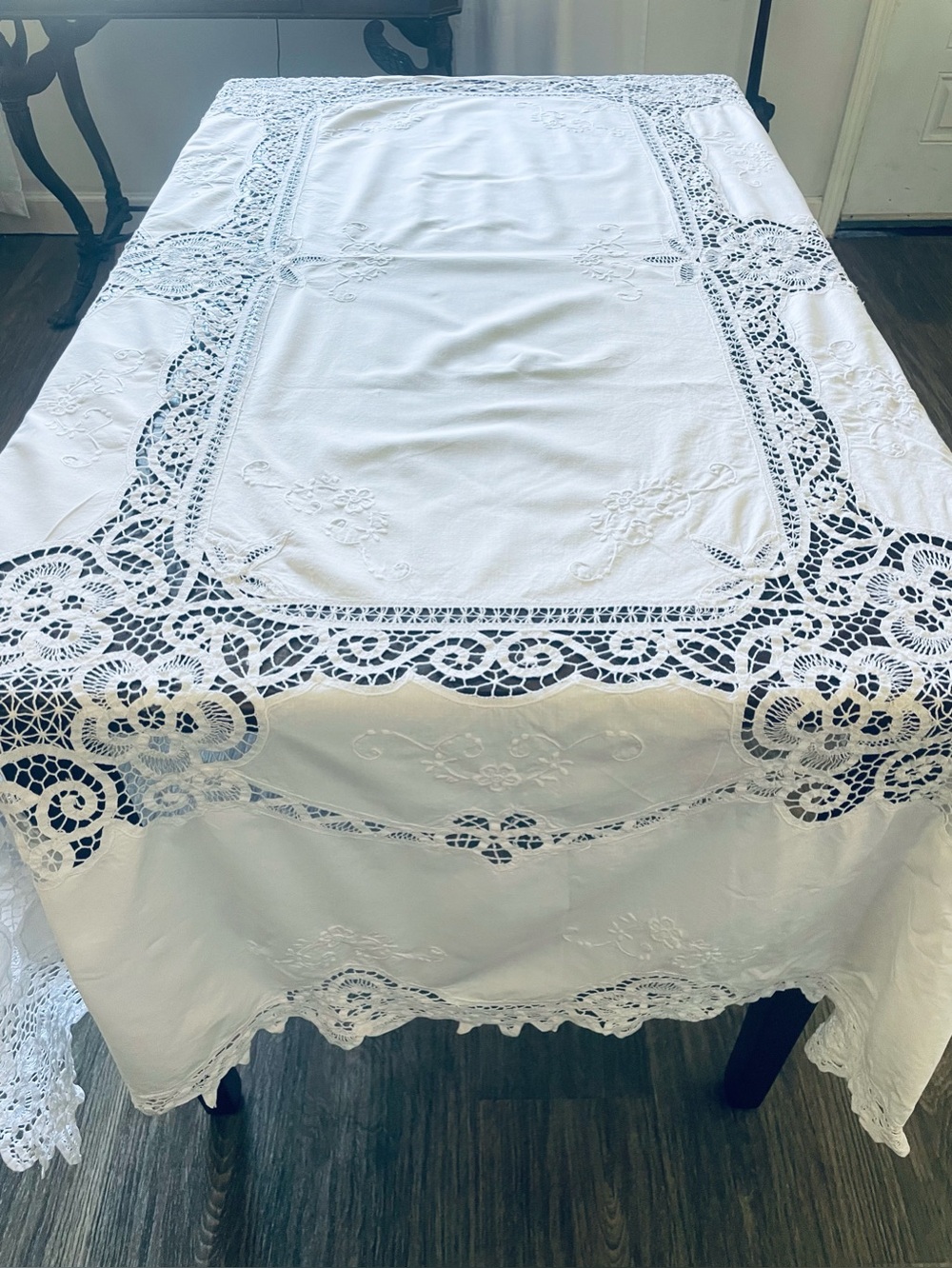 Vintage Battenburg Lace & Embroidered Tablecloth White Cotton 54x76